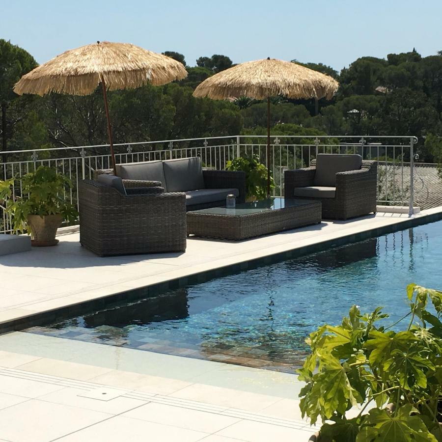 Villa Du Belvedere - La Chambre Mer Saint-Raphaël Eksteriør billede